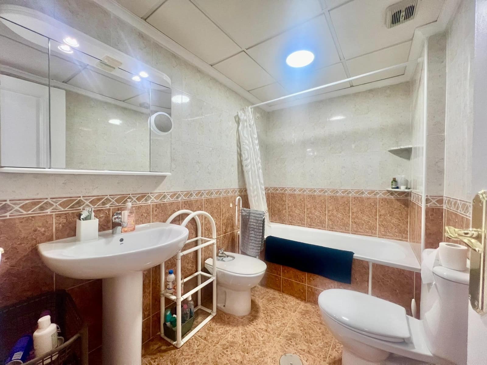 Apartamento de 2 habitaciones en Torrevieja en venta - 177.000 € (Ref: 9456260)