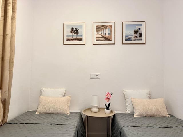 2 quarto Apartamento para venda em Playa de los Locos, Torrevieja com piscina - 169 900 € (Ref: 9456261)