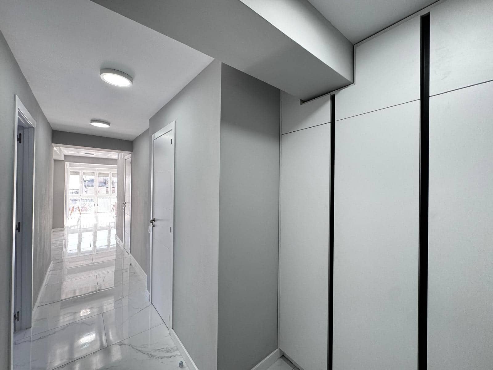 Apartamento de 3 habitaciones en Torrevieja en venta - 250.000 € (Ref: 9462079)