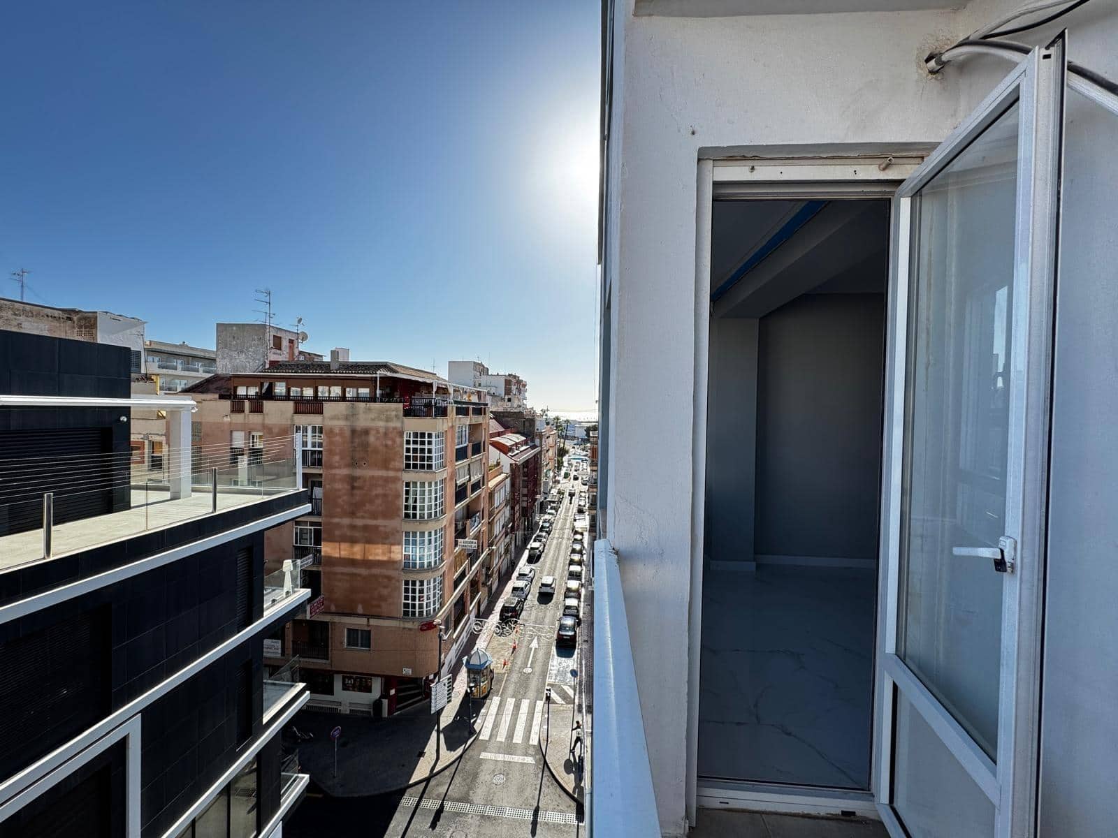 Apartamento de 3 habitaciones en Torrevieja en venta - 250.000 € (Ref: 9462079)