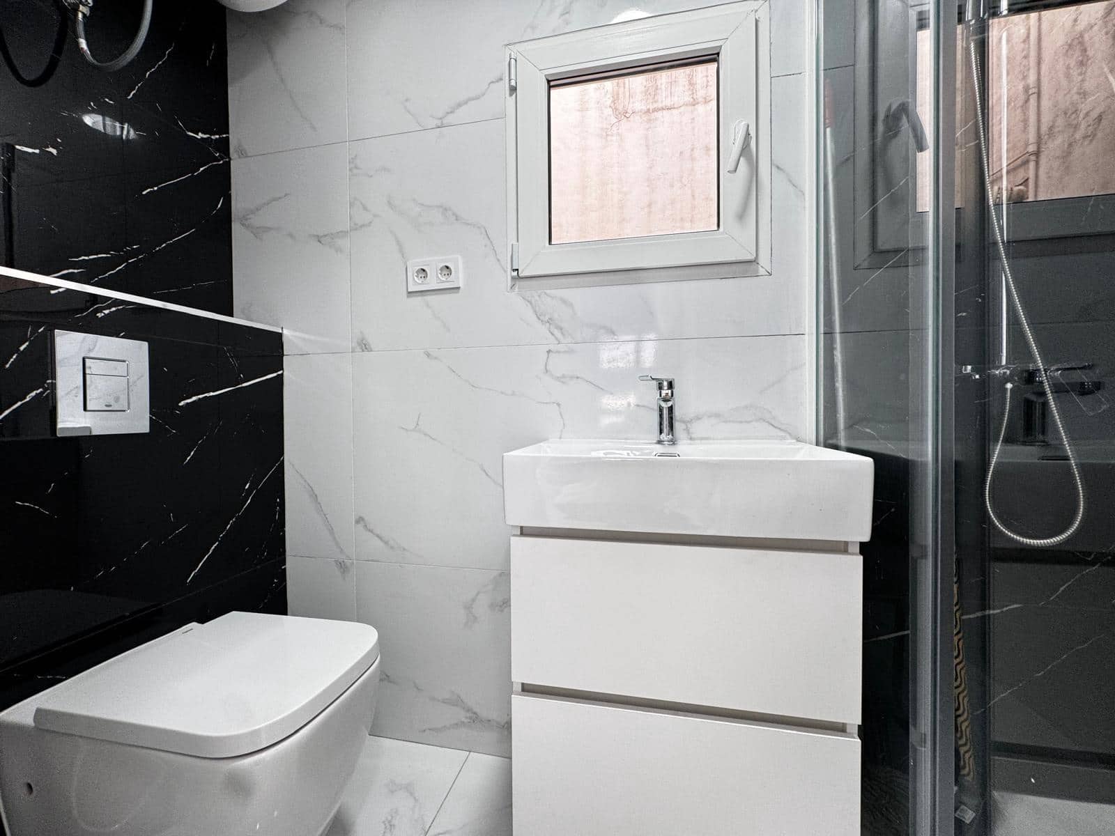 Apartamento de 3 habitaciones en Torrevieja en venta - 250.000 € (Ref: 9462079)