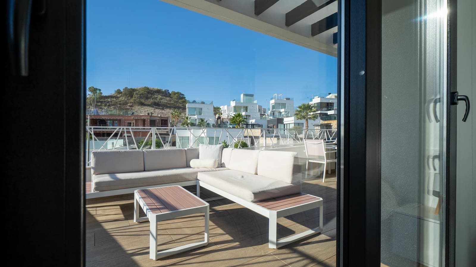 3 bedroom Villa for sale in Finestrat with pool - € 650,000 (Ref: 9462080)