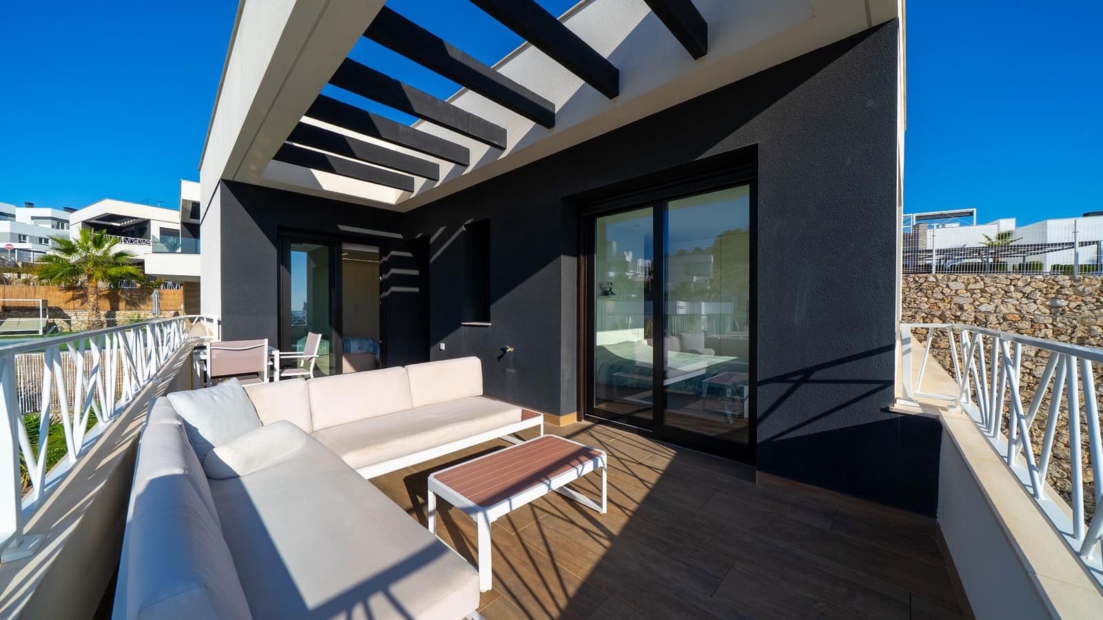 3 bedroom Villa for sale in Finestrat with pool - € 650,000 (Ref: 9462080)