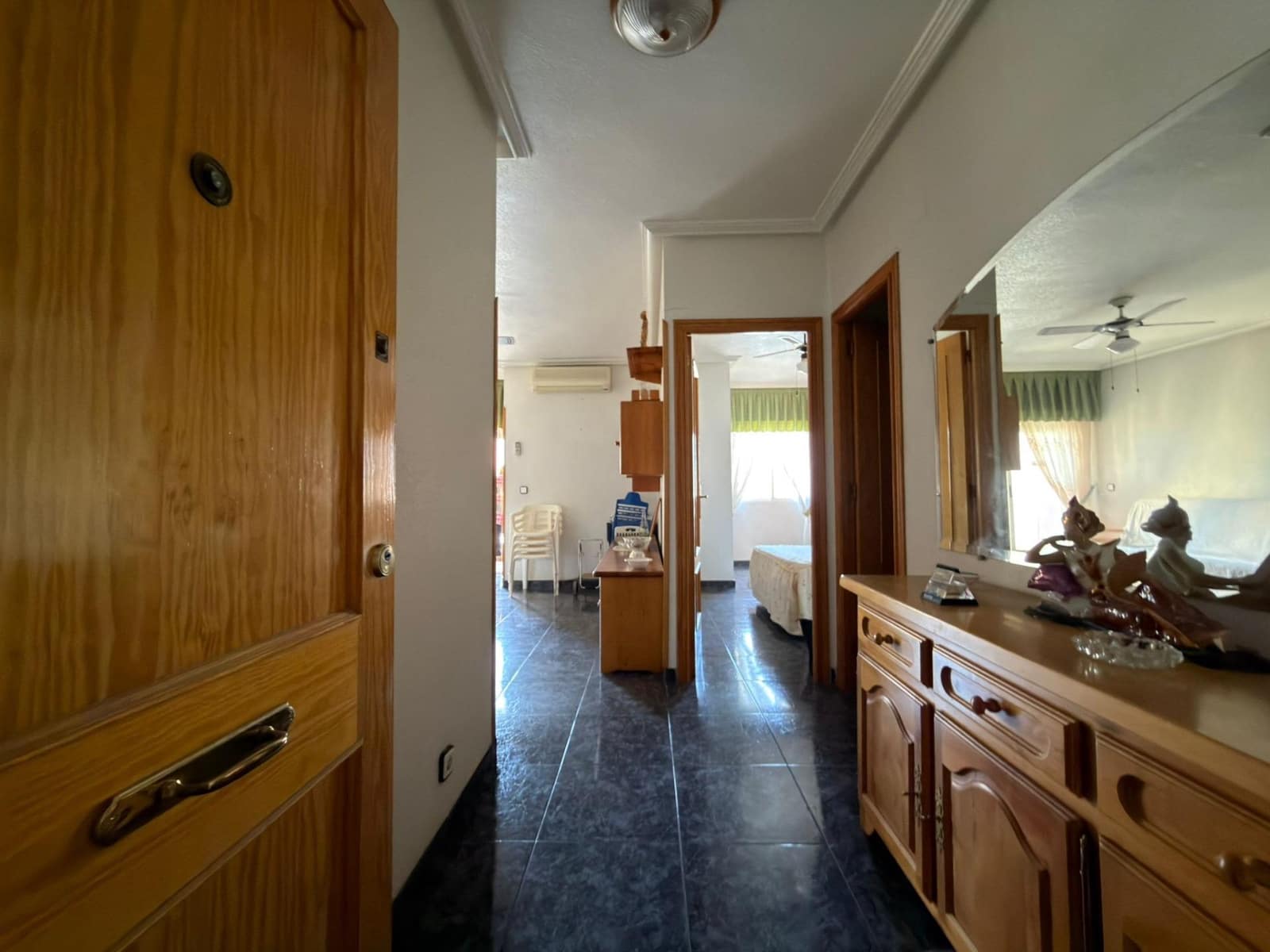 2 sypialnia Apartament na sprzedaż w Torrevieja - 134 900 € (Ref: 9462081)