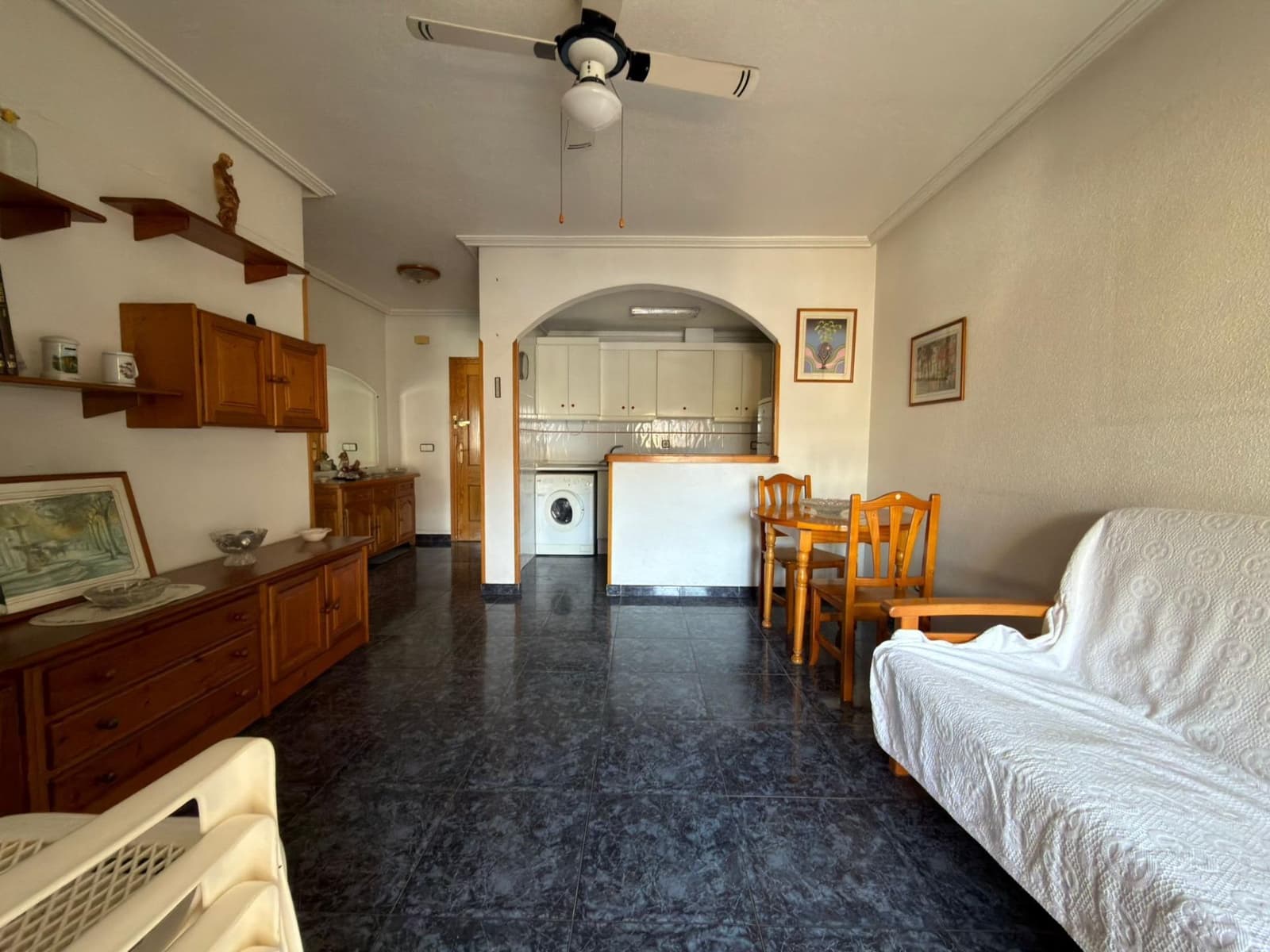 2 sypialnia Apartament na sprzedaż w Torrevieja - 134 900 € (Ref: 9462081)