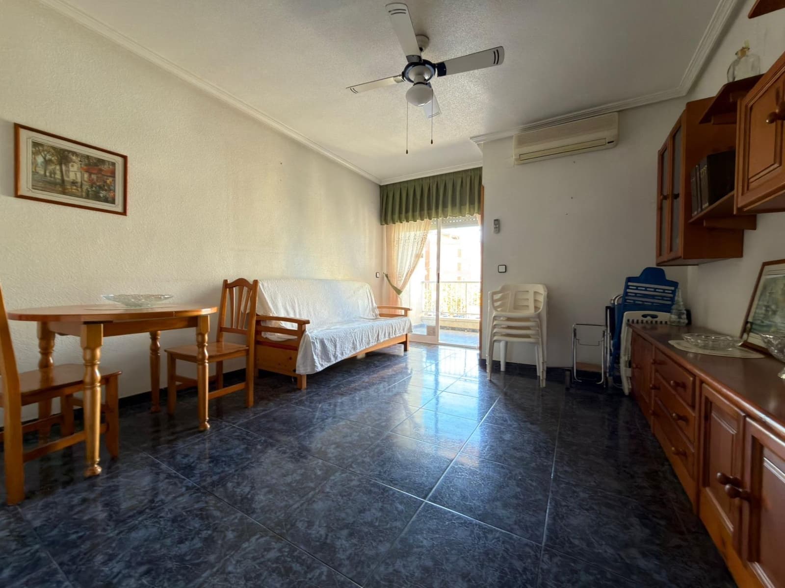 2 sypialnia Apartament na sprzedaż w Torrevieja - 134 900 € (Ref: 9462081)