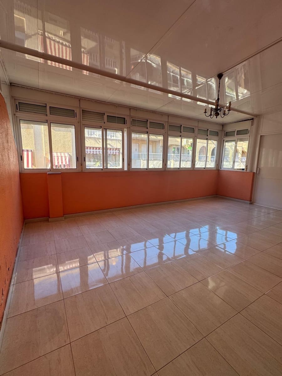 2 bedroom Penthouse for sale in Torrevieja - € 134,900 (Ref: 9462082)