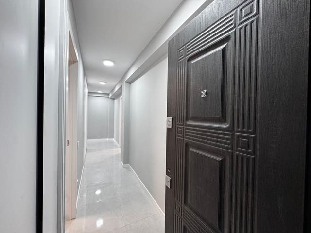 3 sypialnia Apartament na sprzedaż w Torrevieja - 189 900 € (Ref: 9465756)