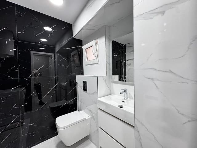 3 sypialnia Apartament na sprzedaż w Torrevieja - 189 900 € (Ref: 9465756)