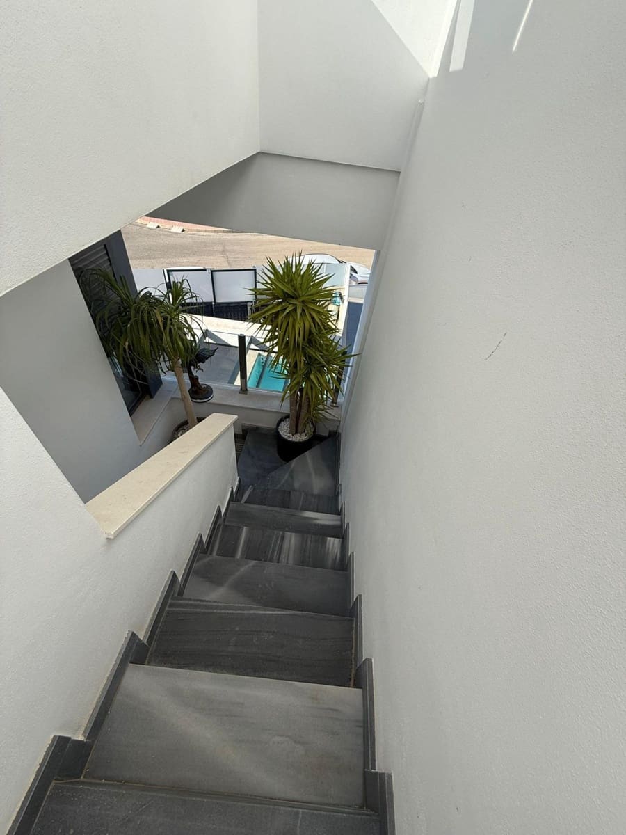 Chalet de 3 habitaciones en Orihuela Costa en venta - 369.000 € (Ref: 9468486)