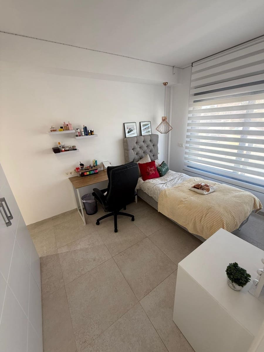 Chalet de 3 habitaciones en Orihuela Costa en venta - 369.000 € (Ref: 9468486)