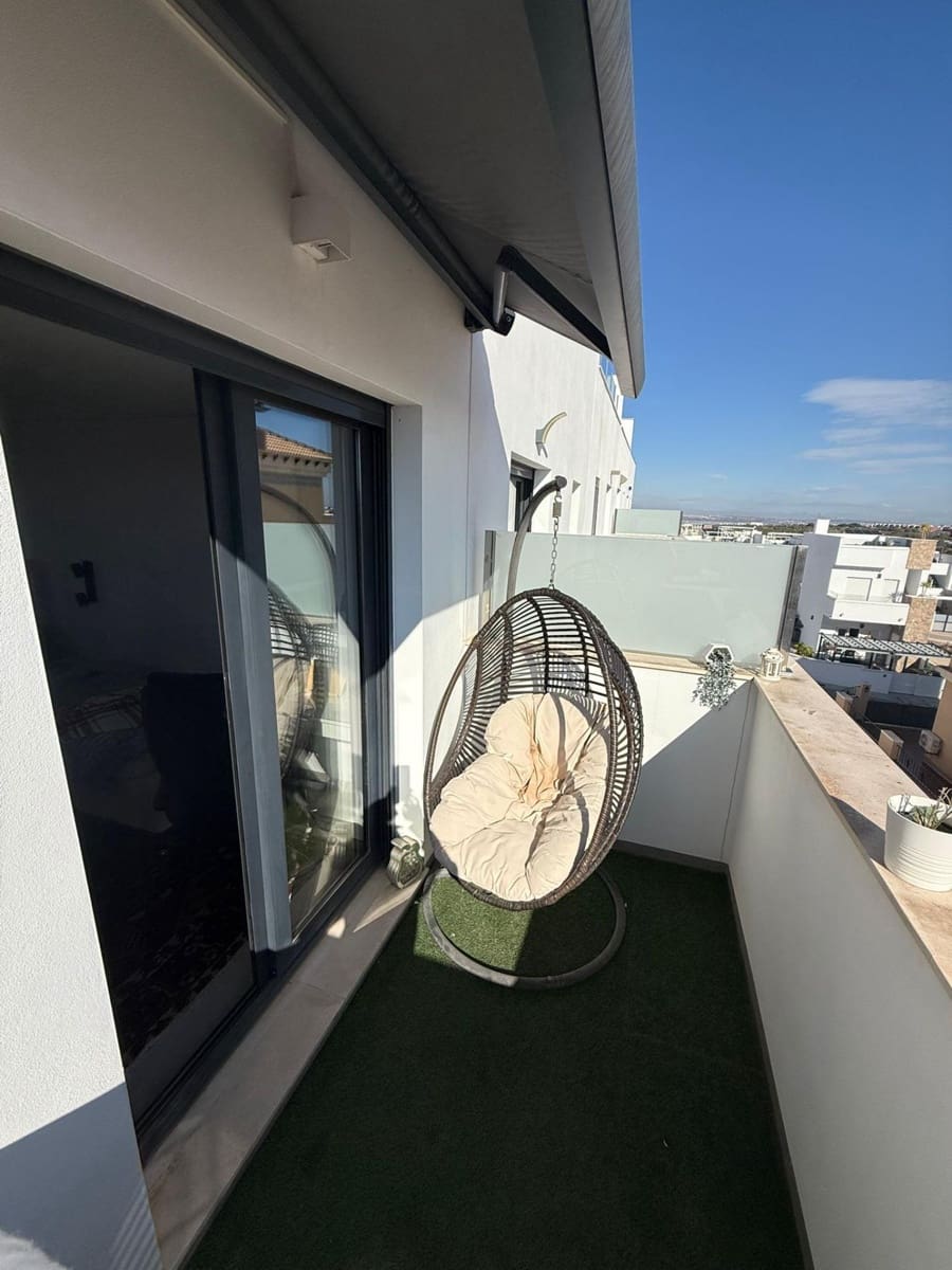 Chalet de 3 habitaciones en Orihuela Costa en venta - 369.000 € (Ref: 9468486)