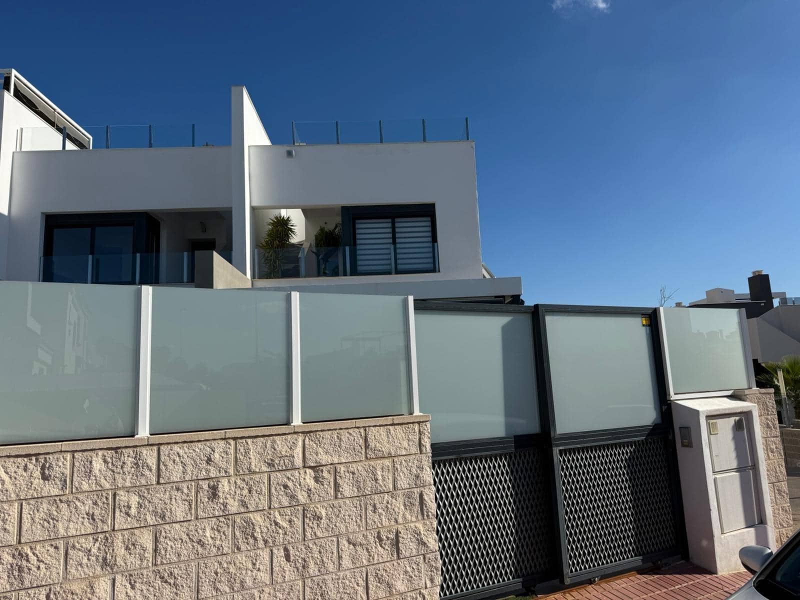 Chalet de 3 habitaciones en Orihuela Costa en venta - 369.000 € (Ref: 9468486)