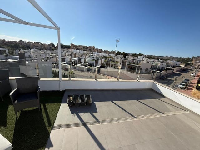 Chalet de 3 habitaciones en Orihuela Costa, Orihuela en venta - 369.000 € (Ref: 9468486)