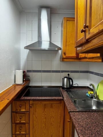 Monolocale in vendita in Playa de los Locos, Torrevieja con piscina - 95.000 € (Rif: 9468487)