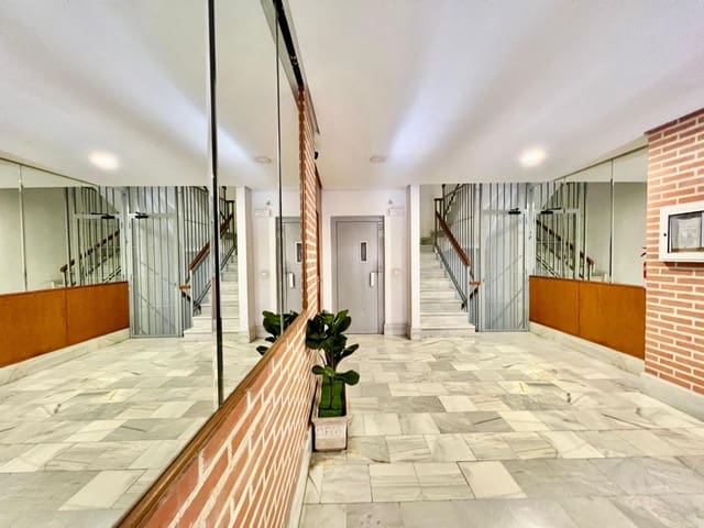 1 makuuhuone Huoneisto myytävänä paikassa Playa del Cura, Torrevieja mukana uima-altaan - 99 900 € (Ref: 9468489)