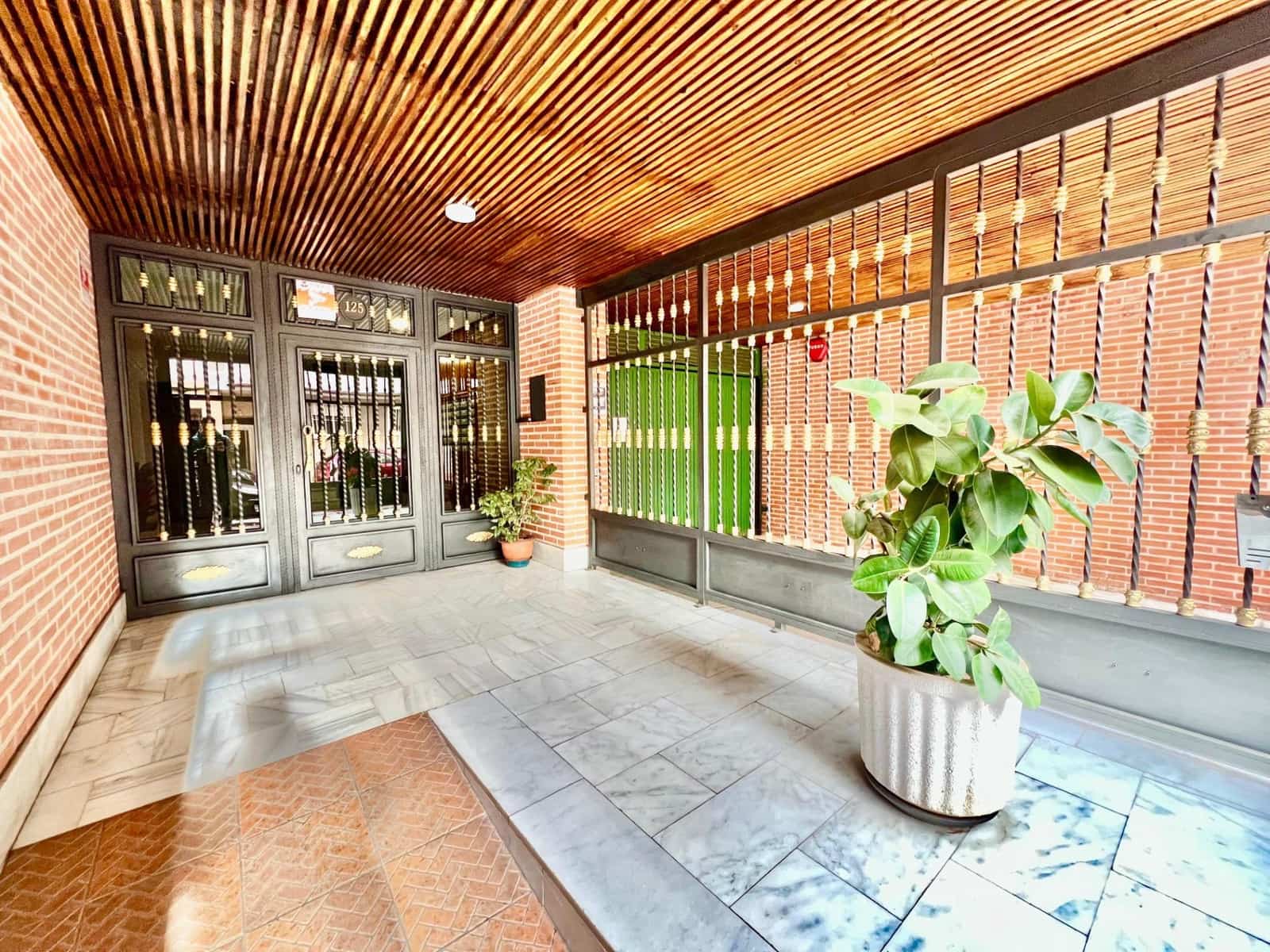 1 makuuhuone Huoneisto myytävänä paikassa Torrevieja mukana uima-altaan - 99 900 € (Ref: 9468489)