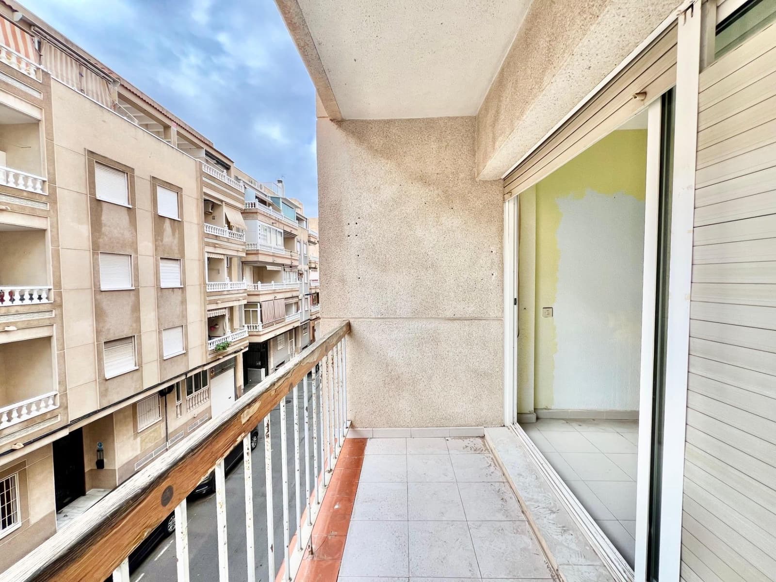 1 makuuhuone Huoneisto myytävänä paikassa Torrevieja mukana uima-altaan - 99 900 € (Ref: 9468489)