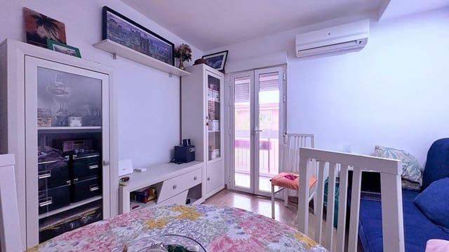 Piso de 3 habitaciones en Puente de Vallecas, Madrid ciudad en venta - 230.000 € (Ref: 9470694)