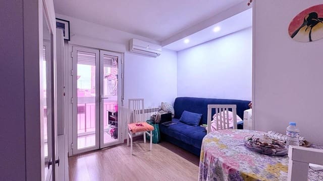 Piso de 3 habitaciones en Puente de Vallecas, Madrid ciudad en venta - 230.000 € (Ref: 9470694)