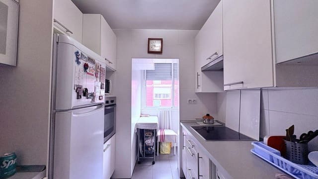 Piso de 3 habitaciones en Puente de Vallecas, Madrid ciudad en venta - 230.000 € (Ref: 9470694)