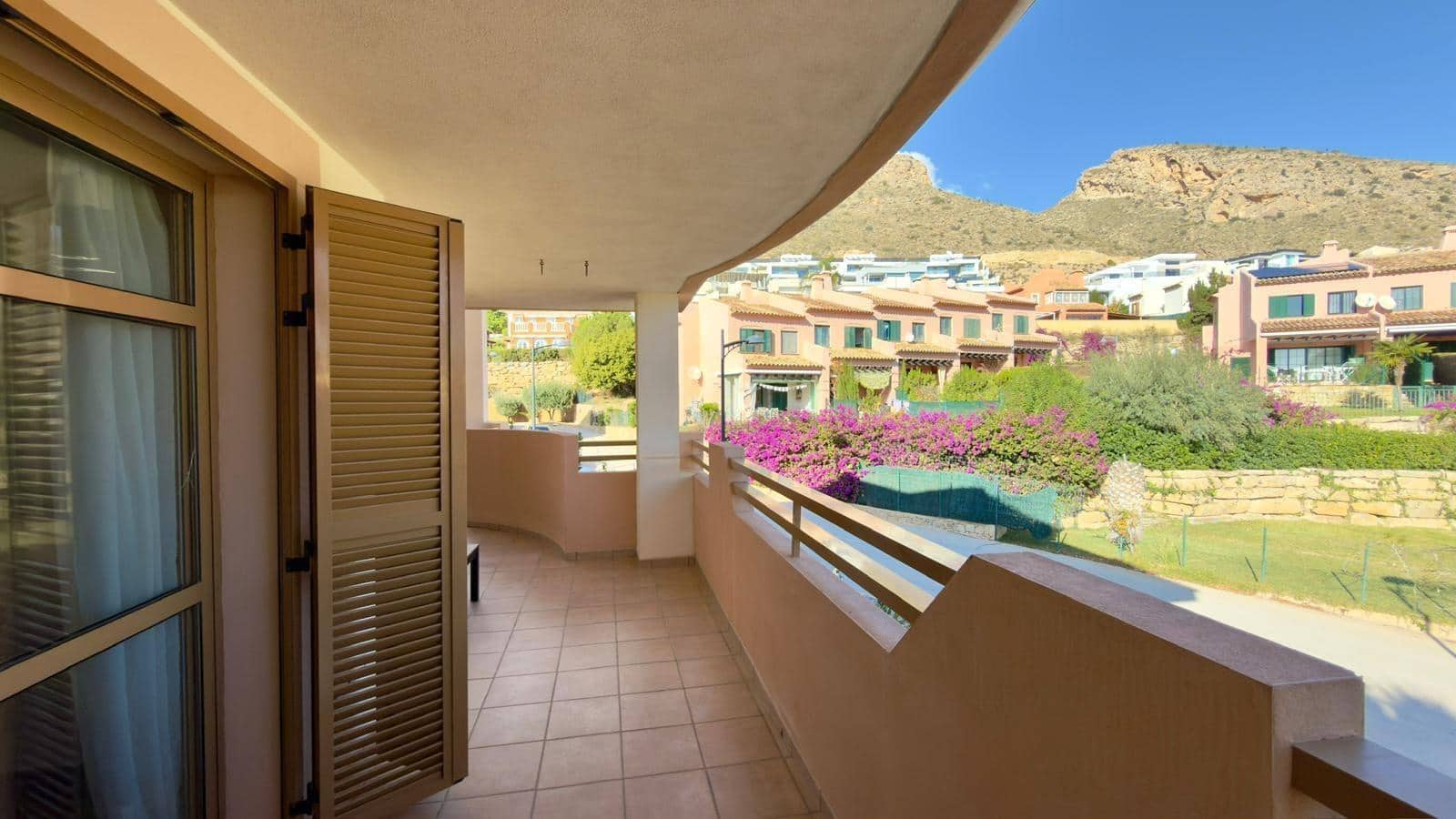 Apartamento de 2 habitaciones en Finestrat en venta con piscina - 260.000 € (Ref: 9470695)