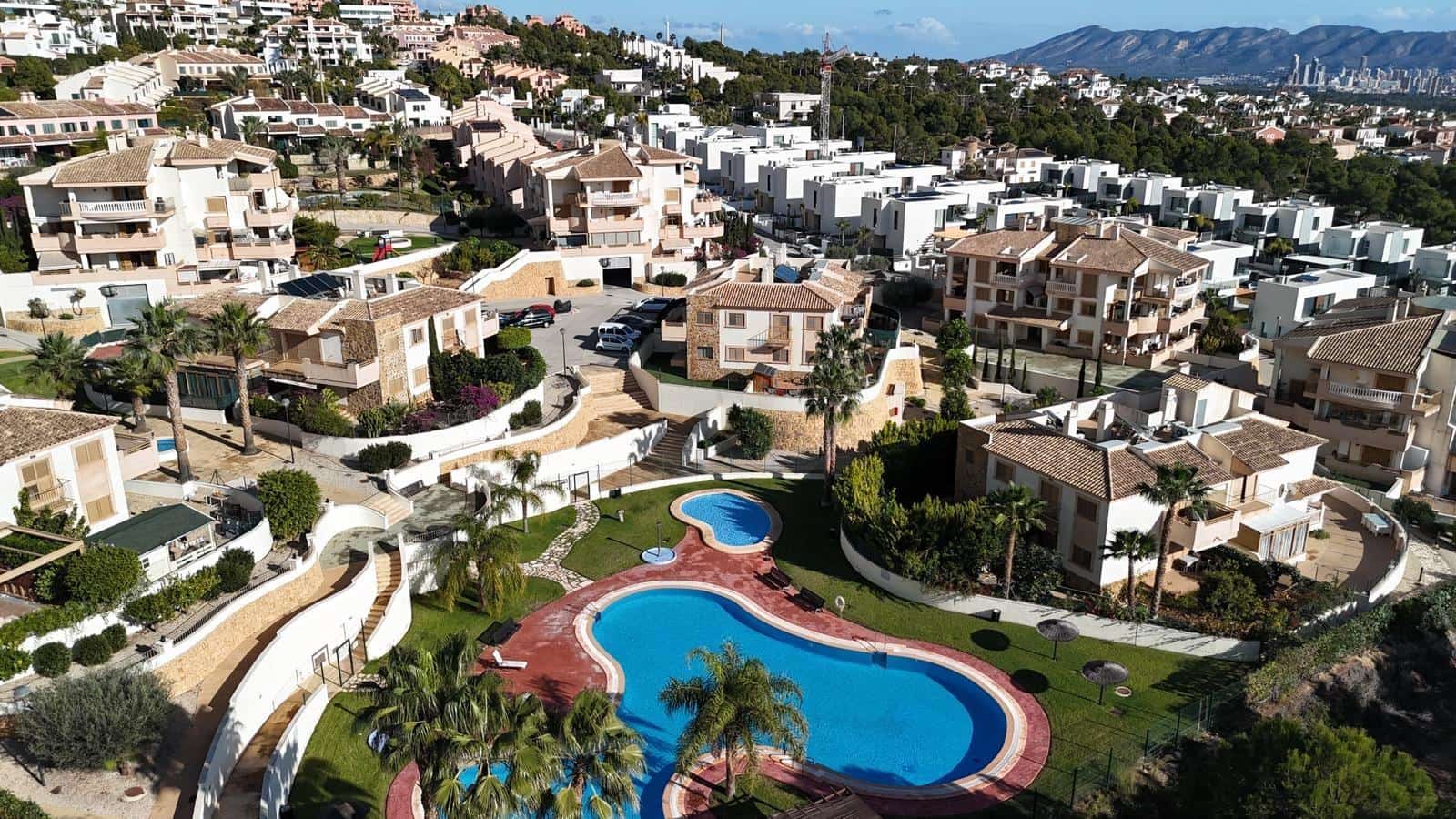 Apartamento de 2 habitaciones en Finestrat en venta con piscina - 260.000 € (Ref: 9470695)