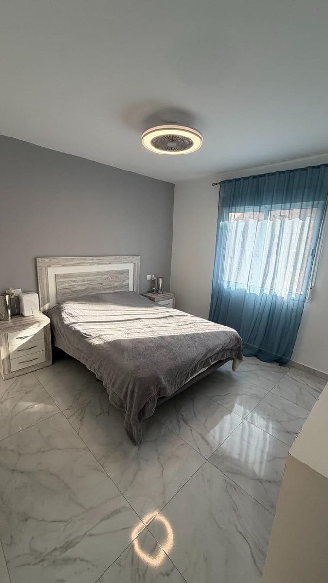 3 chambre Appartement à vendre à Torrevieja - 265 000 € (Ref: 9470696)