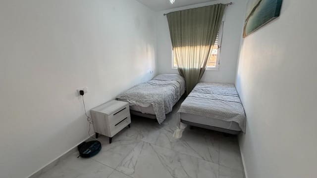 3 chambre Appartement à vendre à Avenida Habaneras - Curva de Palangre, Torrevieja - 265 000 € (Ref: 9470696)