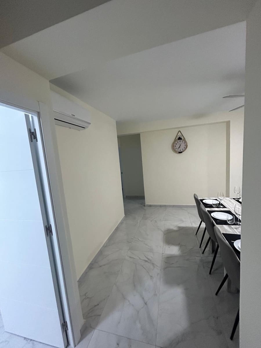 3 soveværelse Lejlighed til salg i Torrevieja - € 253.000 (Ref: 9470696)