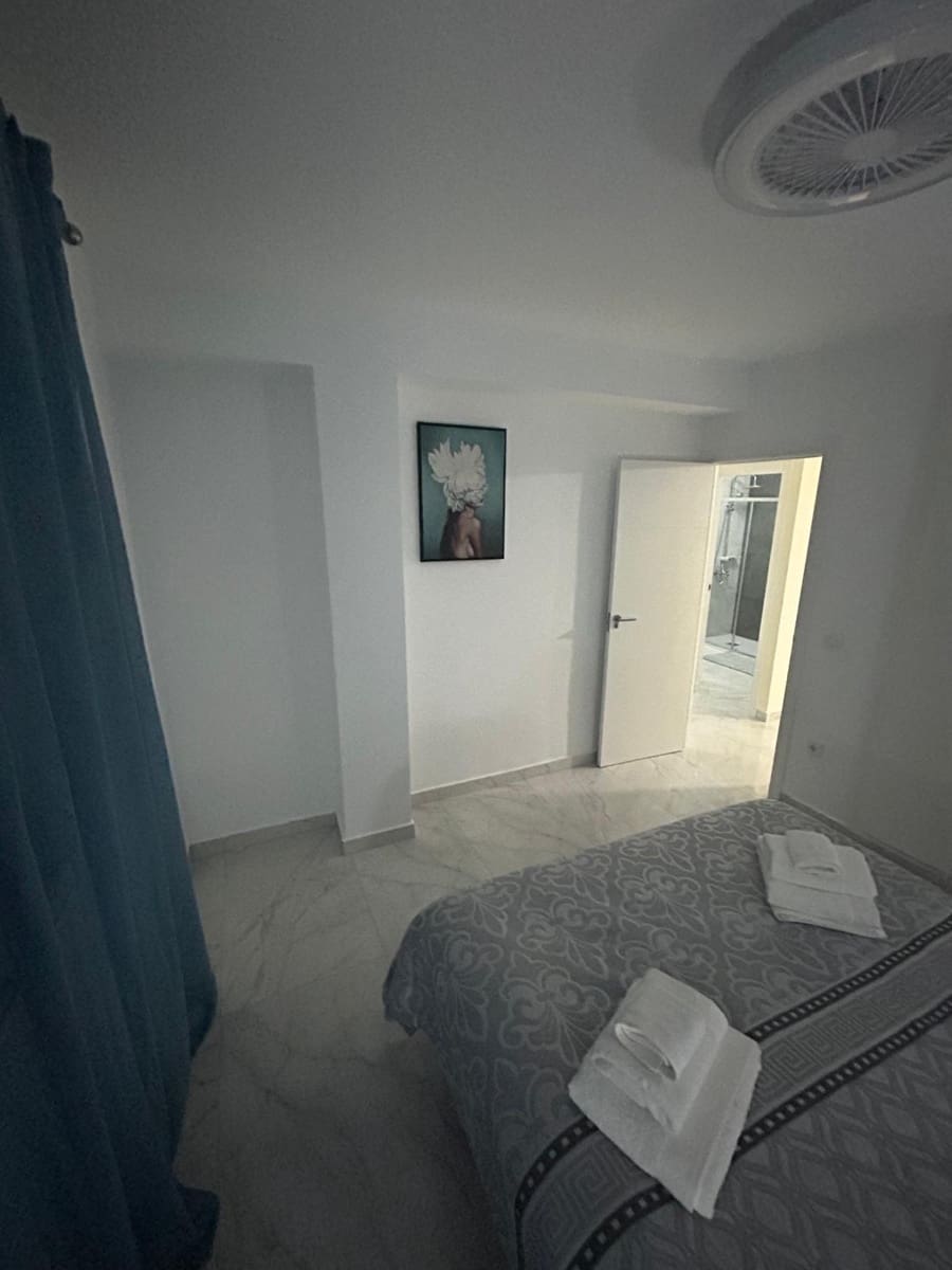 3 soveværelse Lejlighed til salg i Torrevieja - € 253.000 (Ref: 9470696)