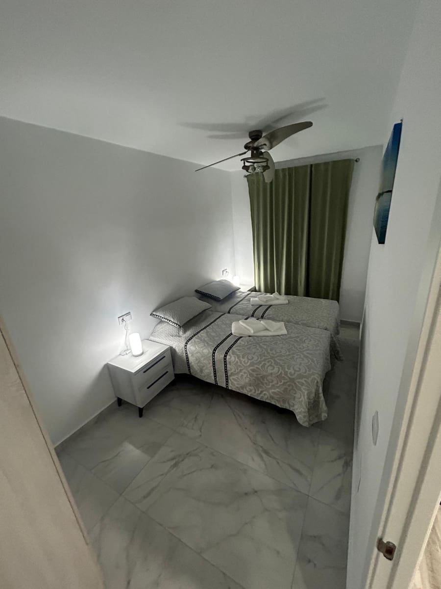 3 soveværelse Lejlighed til salg i Torrevieja - € 253.000 (Ref: 9470696)