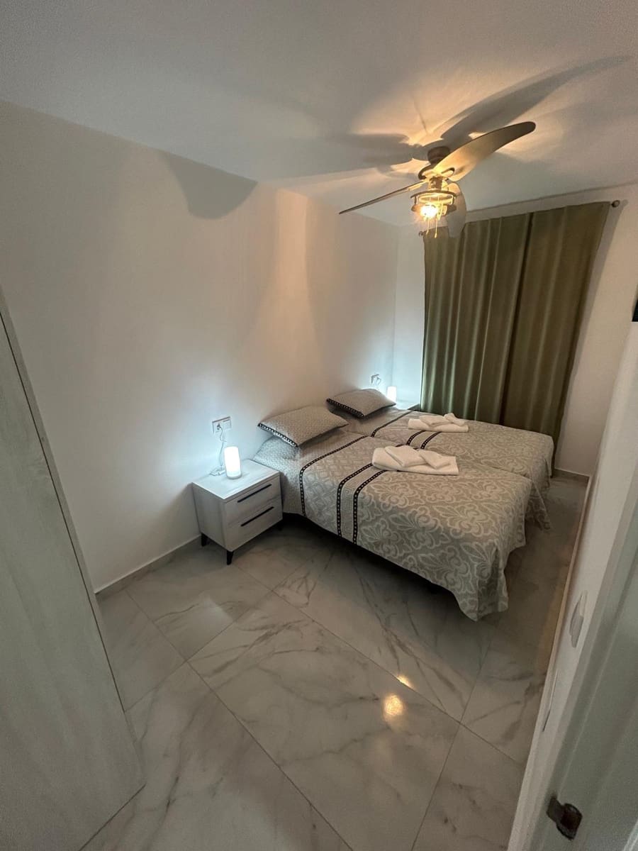 3 soveværelse Lejlighed til salg i Torrevieja - € 253.000 (Ref: 9470696)