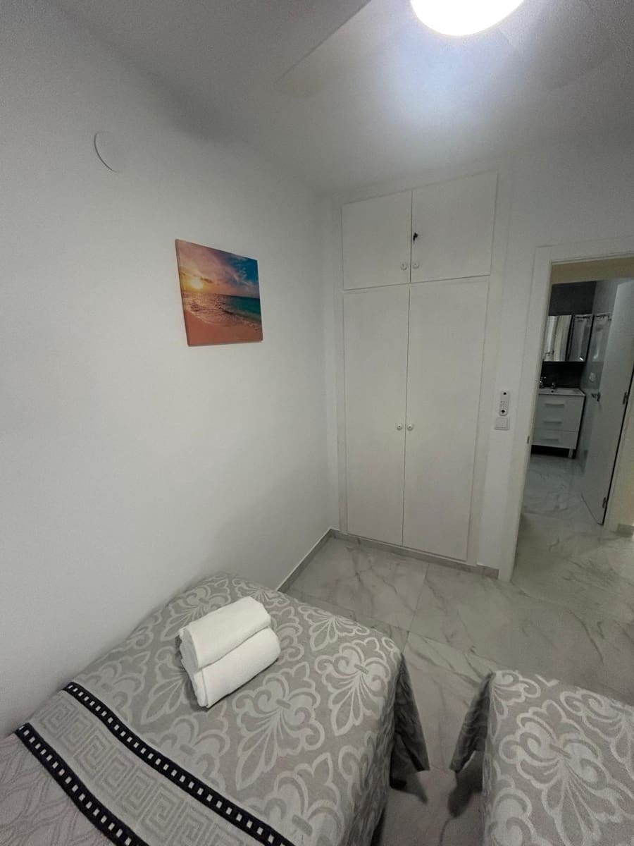 3 soveværelse Lejlighed til salg i Torrevieja - € 253.000 (Ref: 9470696)