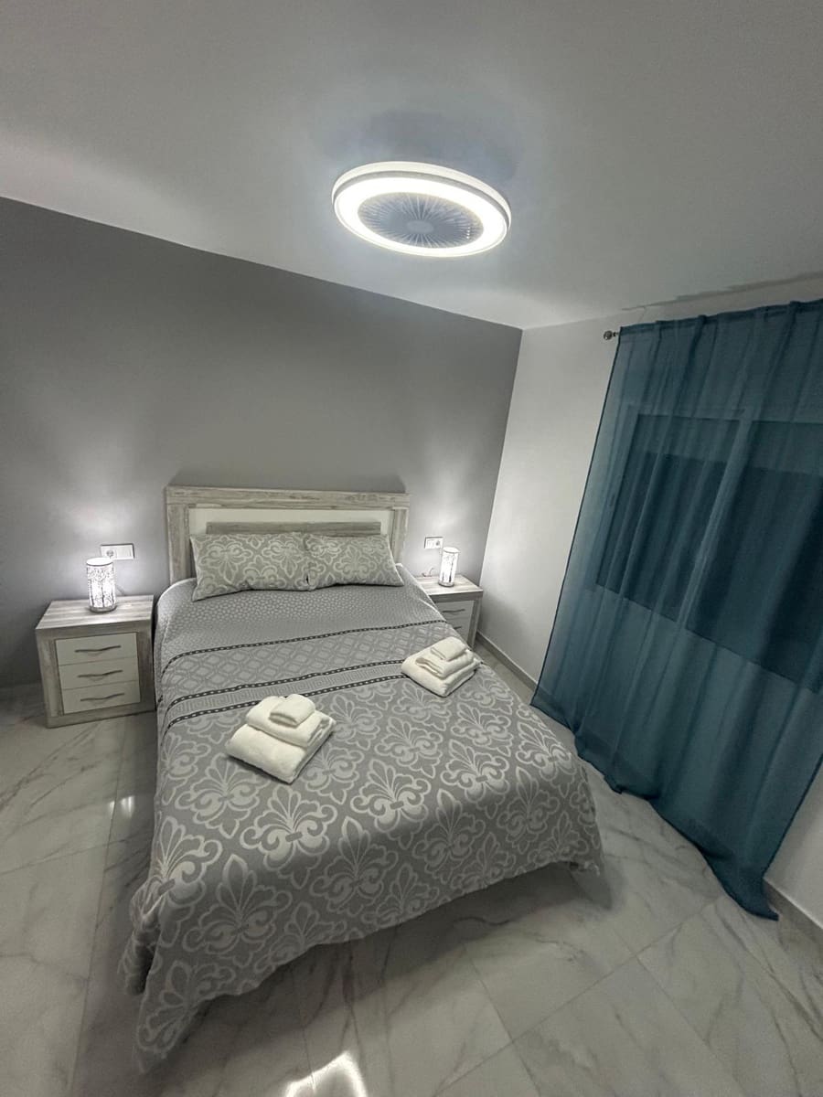 3 soveværelse Lejlighed til salg i Torrevieja - € 253.000 (Ref: 9470696)