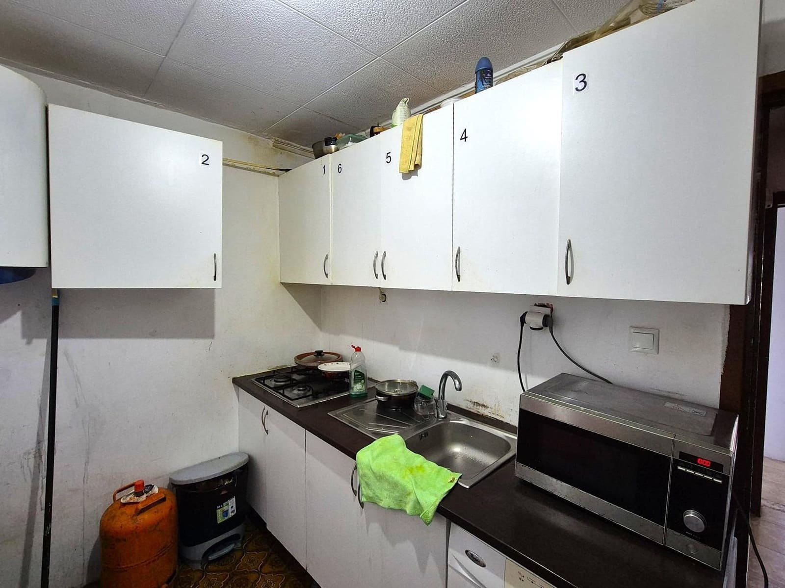 6 sypialnia Apartament na sprzedaż w Miasto Alicante / Alacant - 59 000 € (Ref: 9472975)