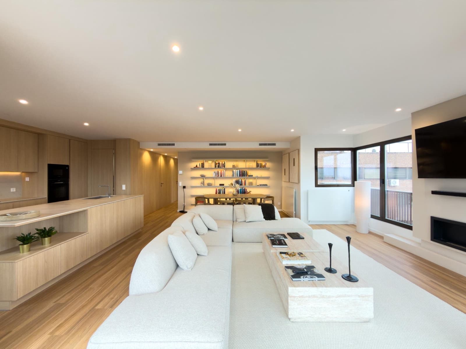 3 sovrum Lägenhet till salu i Madrid stad med pool - 1 790 000 € (Ref: 9474915)