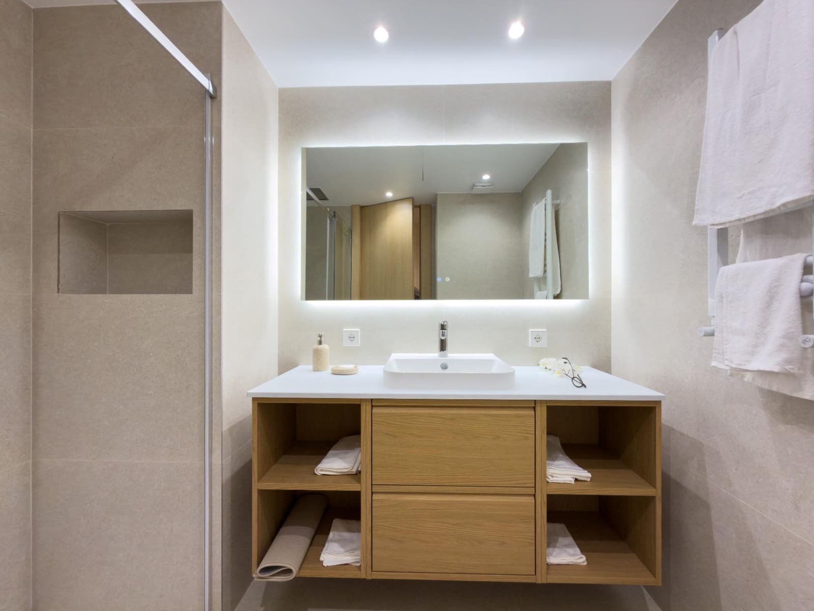 3 sovrum Lägenhet till salu i Madrid stad med pool - 1 790 000 € (Ref: 9474915)