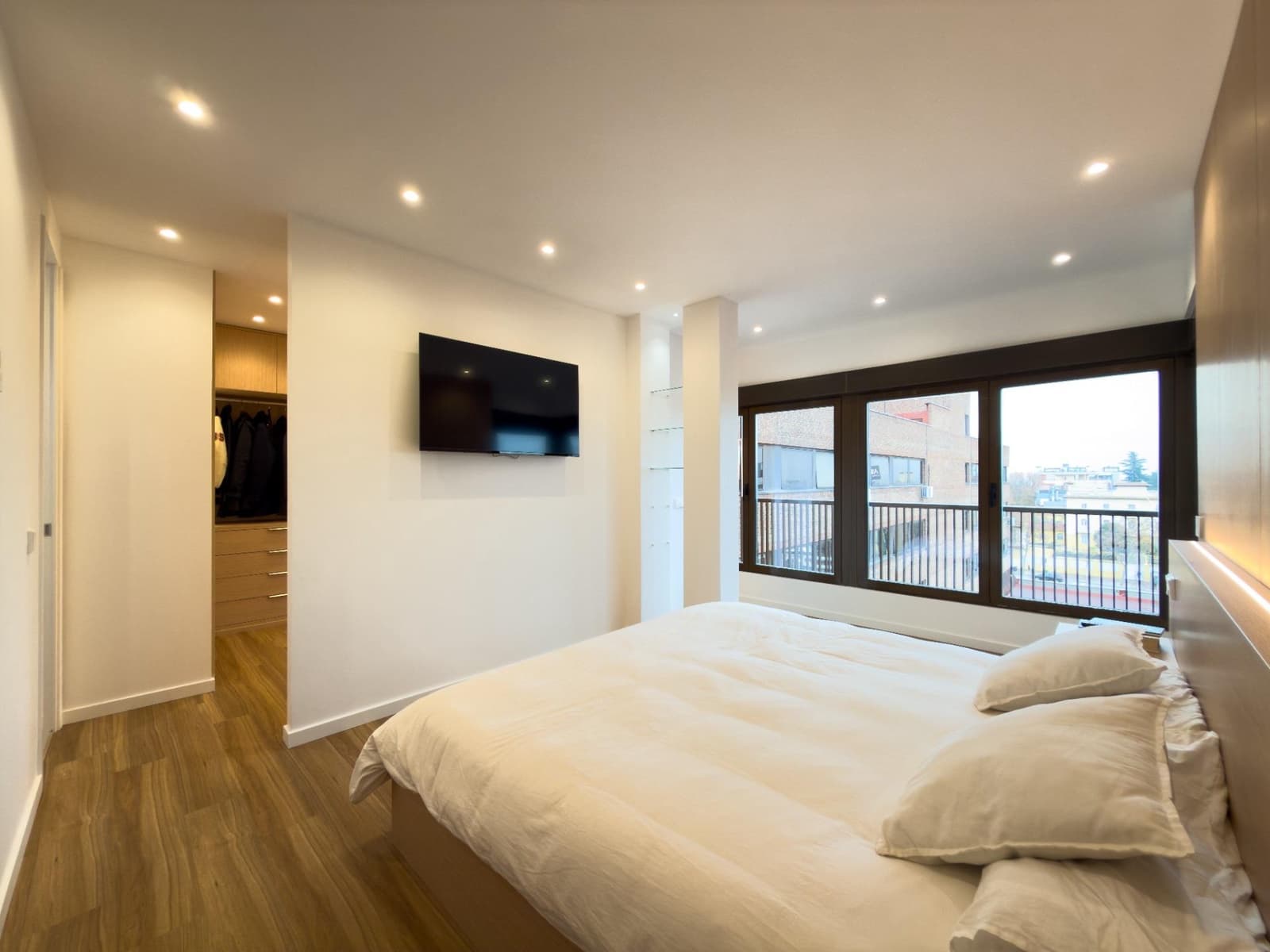 3 sovrum Lägenhet till salu i Madrid stad med pool - 1 790 000 € (Ref: 9474915)