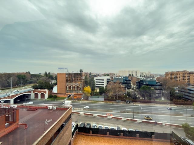 3 sovrum Lägenhet till salu i San Juan Bautista, Madrid stad - 1 790 000 € (Ref: 9474915)