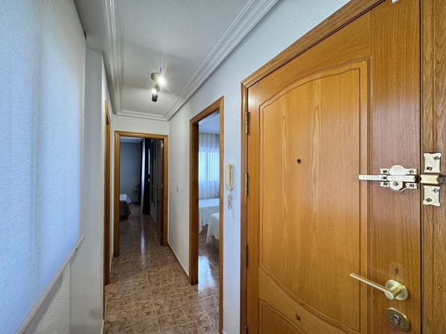 2 soveværelse Penthouse til salg i Centro, Torrevieja - € 169.900 (Ref: 9482040)