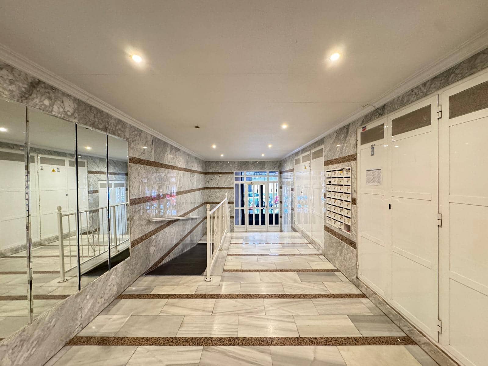 2 soveværelse Penthouse til salg i Torrevieja - € 169.900 (Ref: 9482040)