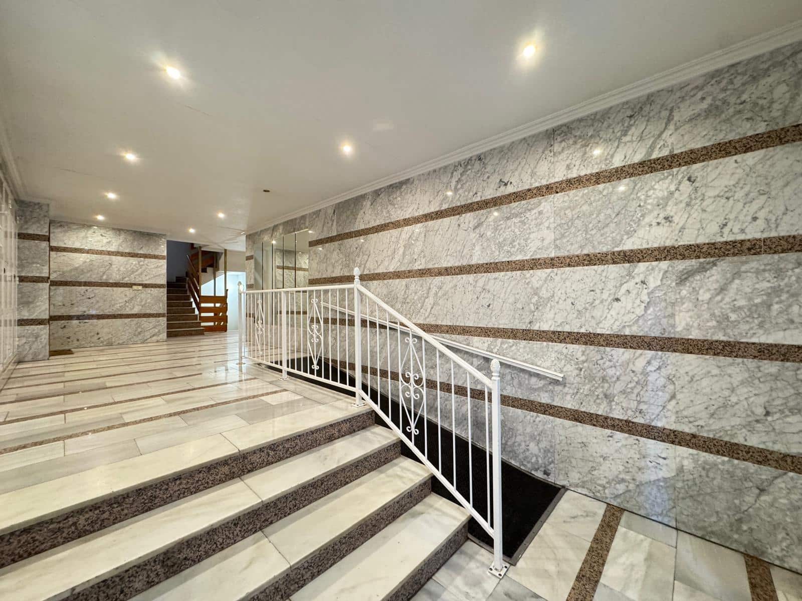 2 soveværelse Penthouse til salg i Torrevieja - € 169.900 (Ref: 9482040)