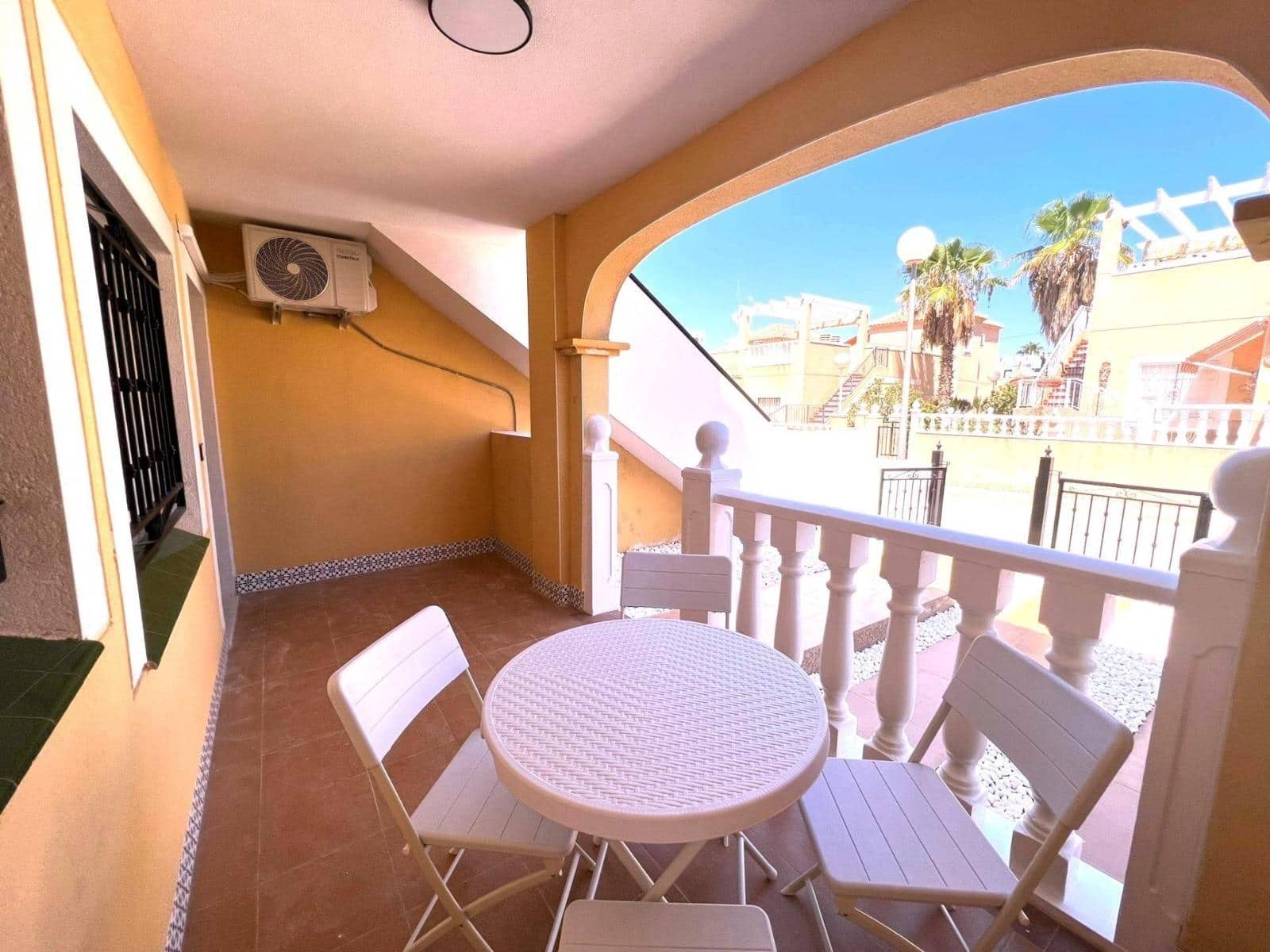 2 sypialnia Bungalow na sprzedaż w Torrevieja - 147 900 € (Ref: 9491317)