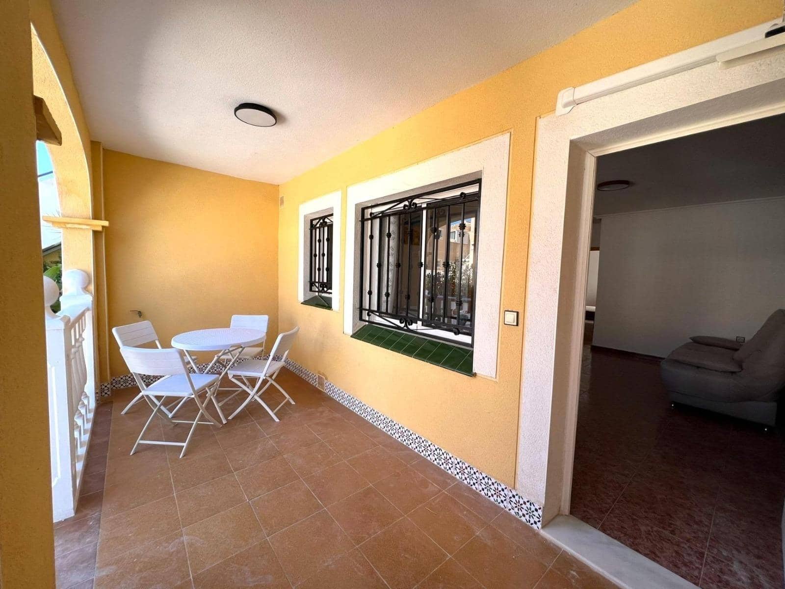 2 sypialnia Bungalow na sprzedaż w Torrevieja - 147 900 € (Ref: 9491317)