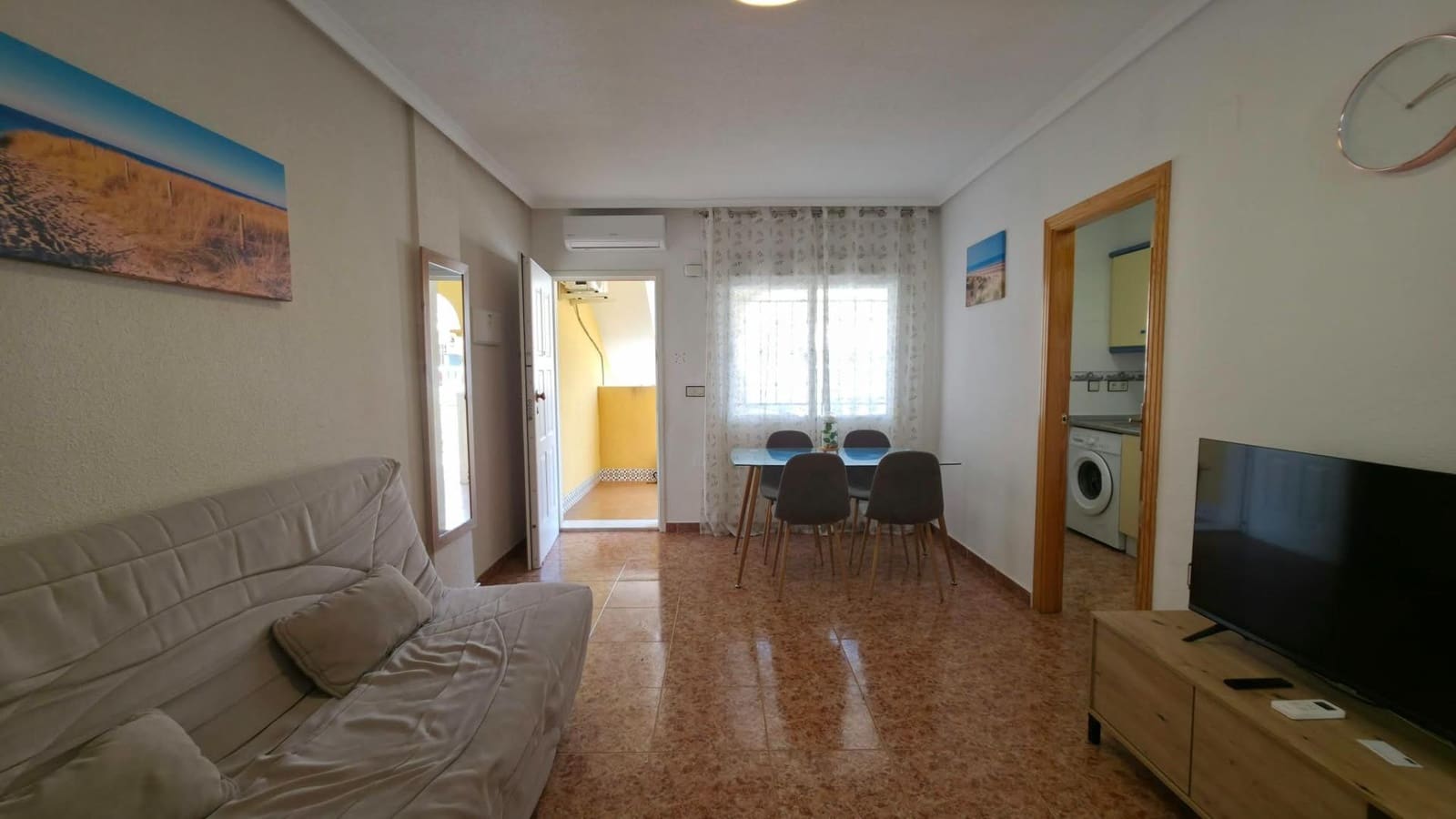 2 bedroom Bungalow for sale in Torrevieja with garage - € 134,900 (Ref: 9491317)