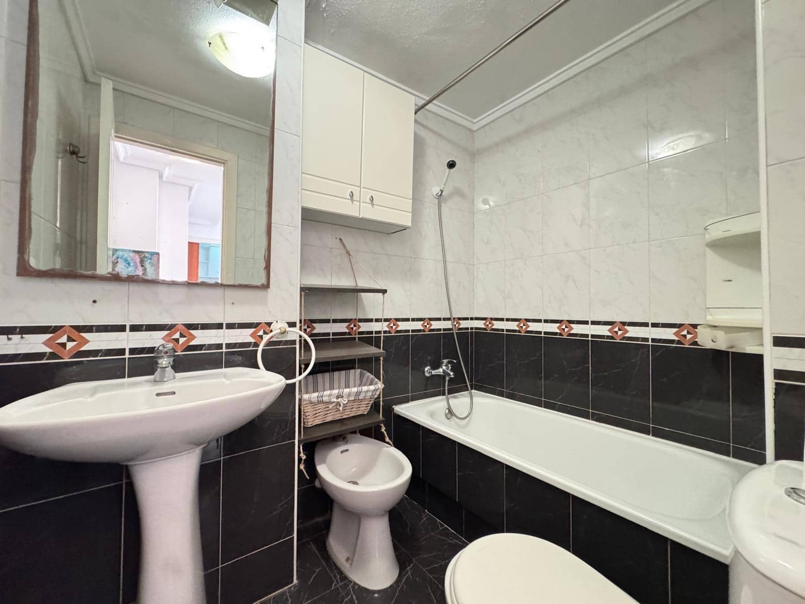 2 soveværelse Lejlighed til salg i Torrevieja - € 142.000 (Ref: 9491318)