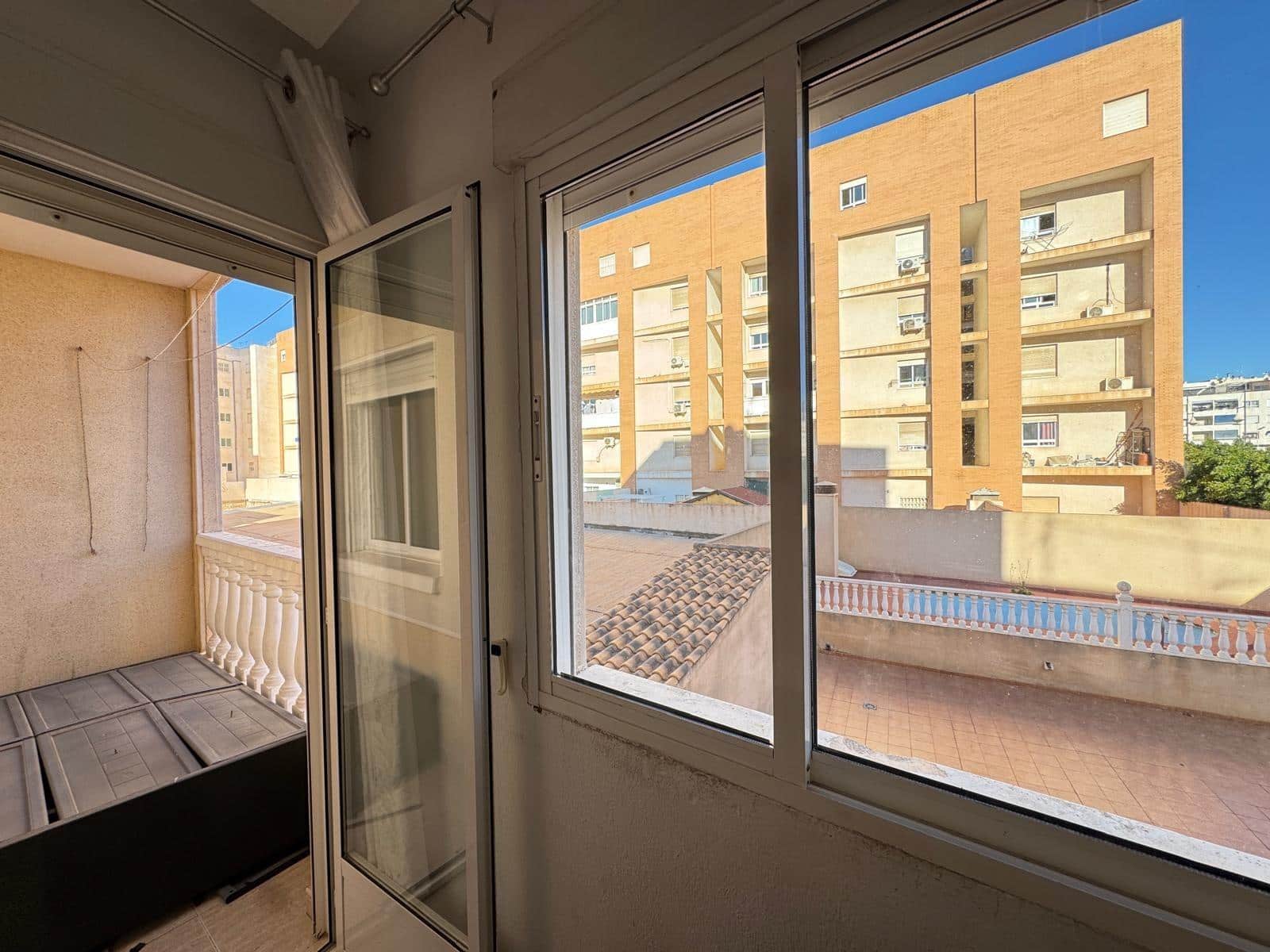 2 soveværelse Lejlighed til salg i Torrevieja - € 142.000 (Ref: 9491318)