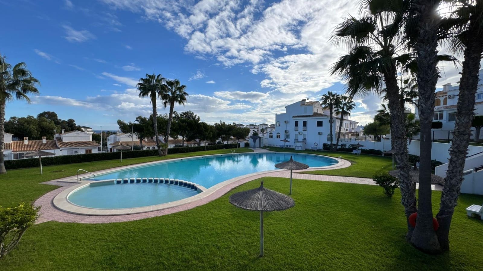 3 bedroom Bungalow for sale in La Mata - € 225,000 (Ref: 9494618)