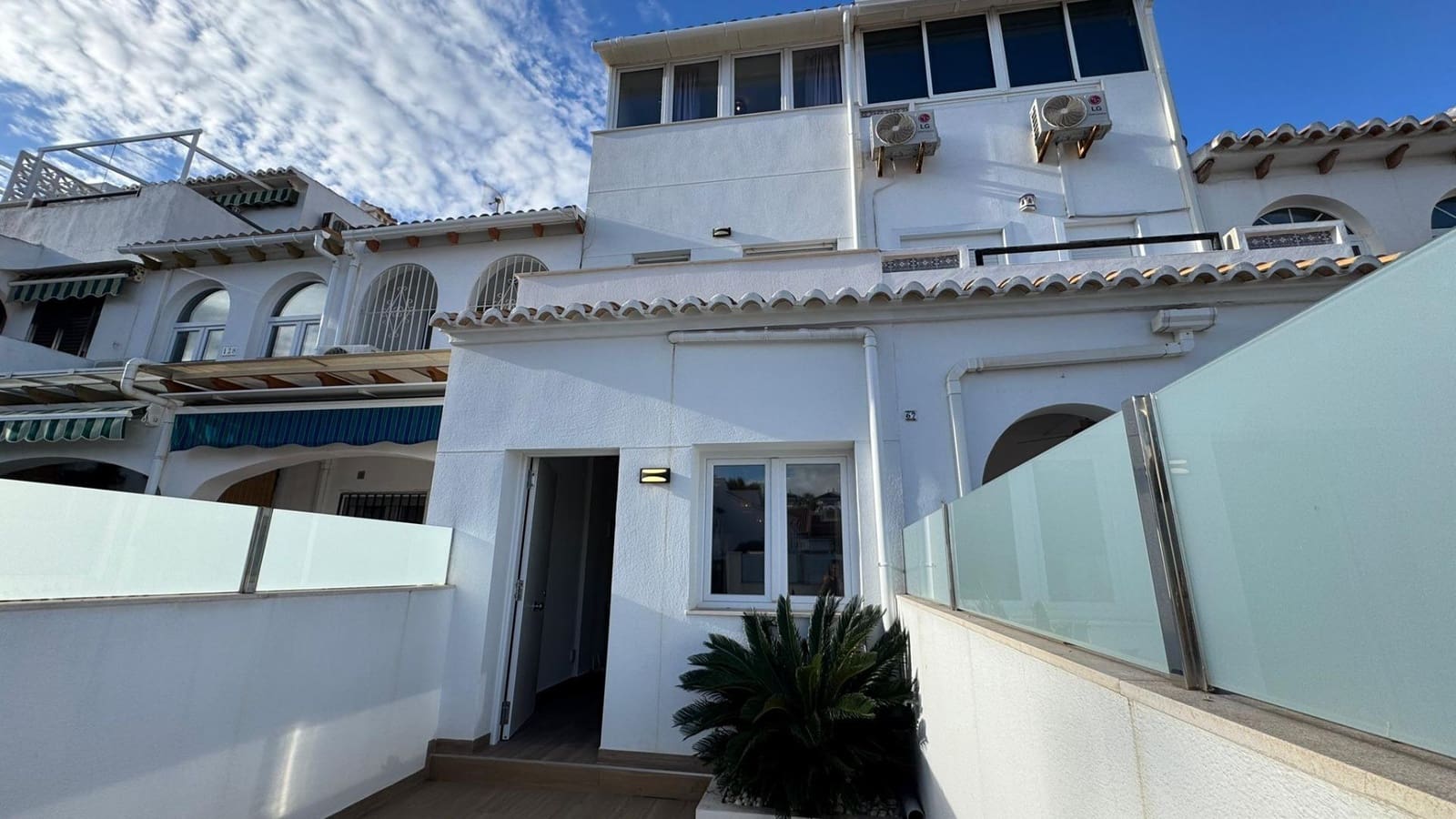 3 bedroom Bungalow for sale in La Mata - € 225,000 (Ref: 9494618)